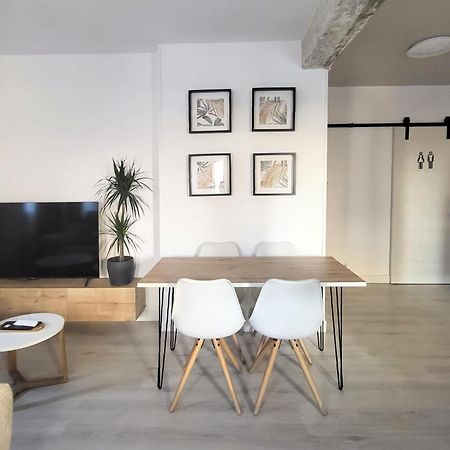 Apartamentos Crispin Candela Корелья Экстерьер фото
